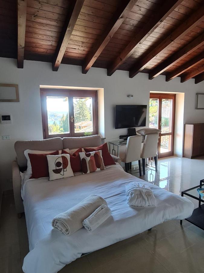 Penthouse Andrea Apartment Мейна Екстериор снимка