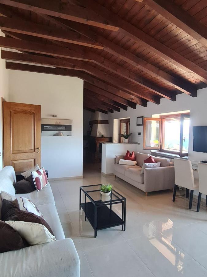 Penthouse Andrea Apartment Мейна Екстериор снимка